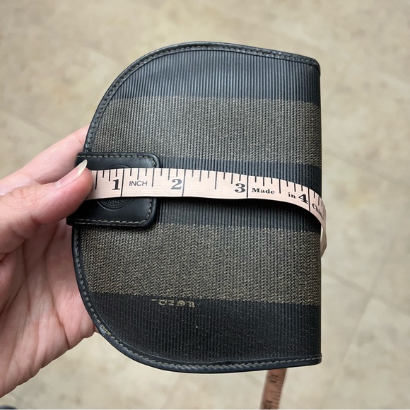 Vintage Fendi | Pequin Striped Bifold Wallet - Picture 12 of 12